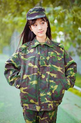 1V1军婚大揭秘！粗喘娇吟背后隐藏着怎样的故事？